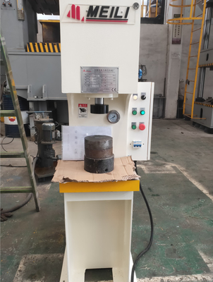 SpA HMI TPC della pompa di Moto della macchina della pressa idraulica della struttura di 2.5Ton C
