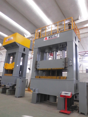 stampa idraulica composita della macchina della pressa idraulica della struttura di 630Ton H servo